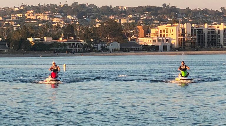 2 Jetskis in Mission Bay